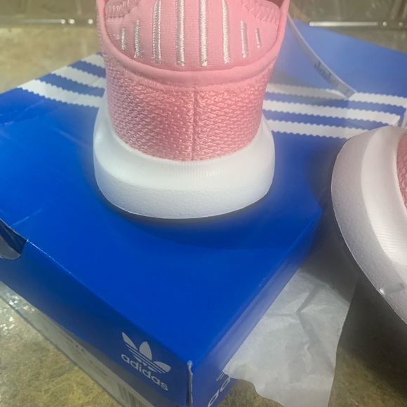 Adidas three stripe pink shoes BNIB!! Size 3 - Picture 6 of 7